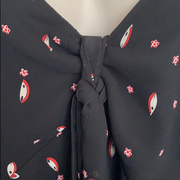 Penningtons Lined Frill Elastic Back V Blouse, 1X - Picture 5 of 11